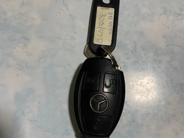 Ключ от Mercedes-Benz Vito, Худжанд