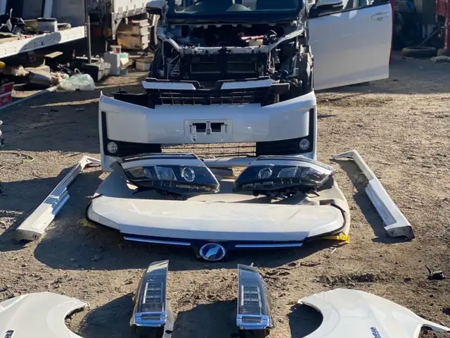 Обвес от Toyota Voxy ZRR80, 2014-2017г, Душанбе