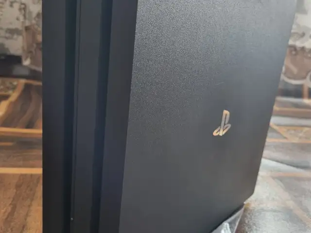 Игровая приставка Sony PlayStation 4 Pro, Гиссар
