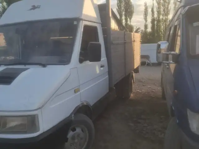 Бортовой грузовик Iveco, 1990, Худжанд