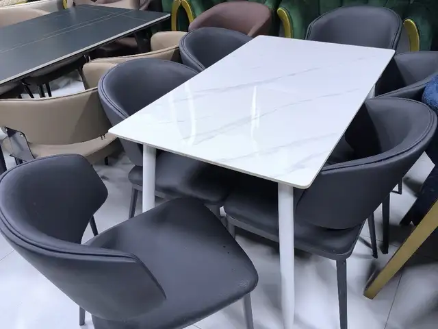 Стол и стулья, Душанбе