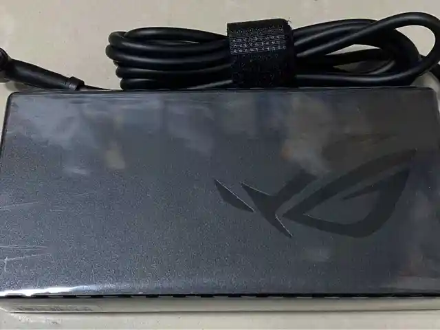 Asus Блок питания 20V 7.5A, Душанбе