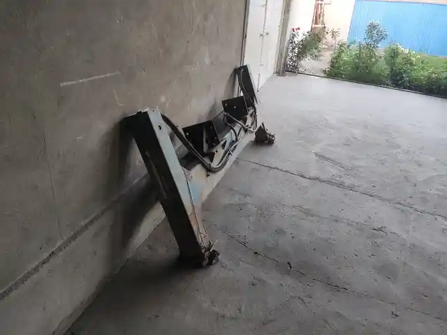 Кран манипулятор, Душанбе