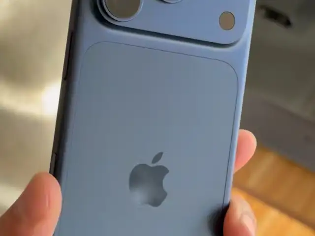Apple iPhone 17 Pro, 256 gb, Deep Blue, Душанбе