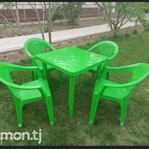 Стол и стулья, Душанбе