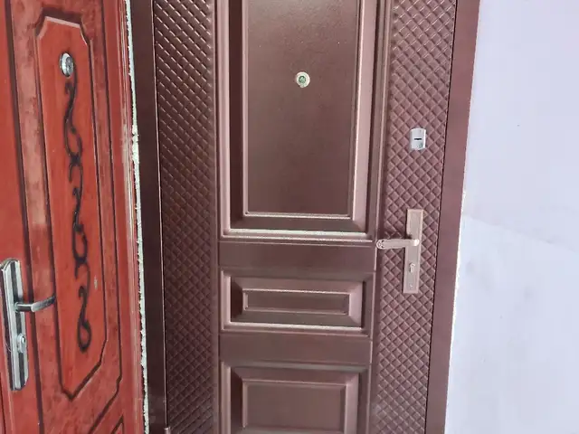 Дверь входной, Хуҷанд