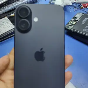 Apple iPhone 16, 128 gb, Black На запчасти, Худжанд