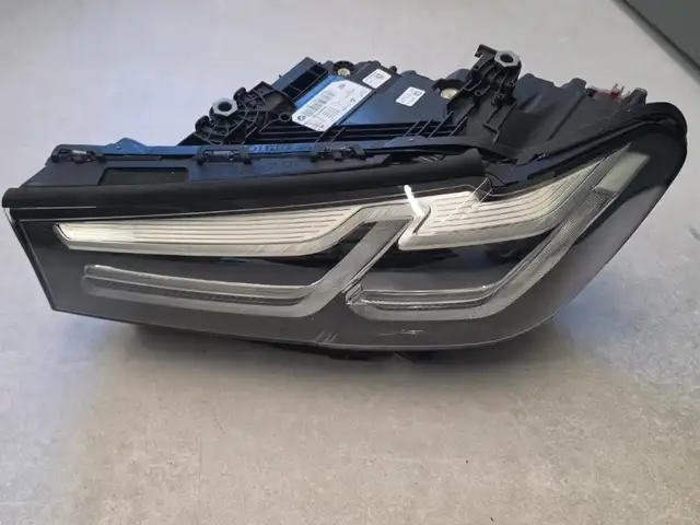 Фара Bmw g30 2020-2023, Хуҷанд