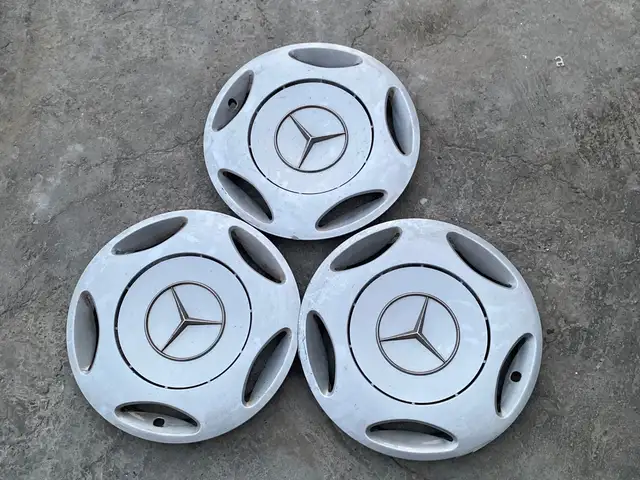 Колпаки от Mercedes Benz, Худжанд