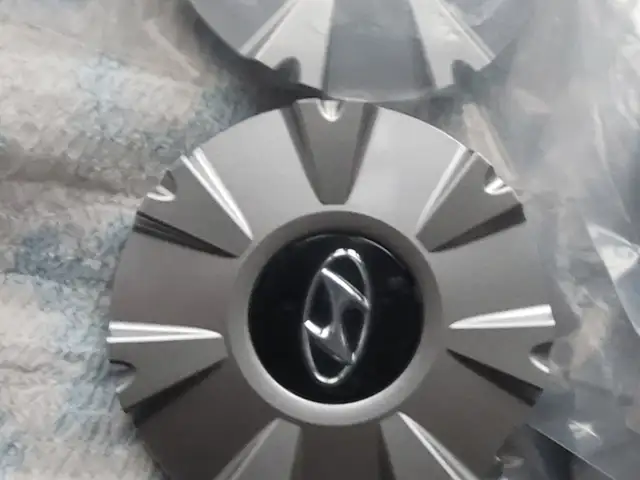 Колпачки для дисков от Hyundai, Худжанд