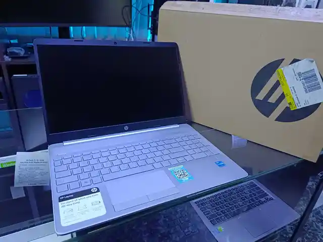 Ноутбук HP Laptop 15 Core i3-1115G4 / 8GB / 256GB SSD / 11TH GEN, Душанбе