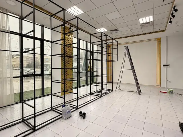 Помещение под свободное назначение, 74м², Путовский, ТЦ Баракат, Душанбе