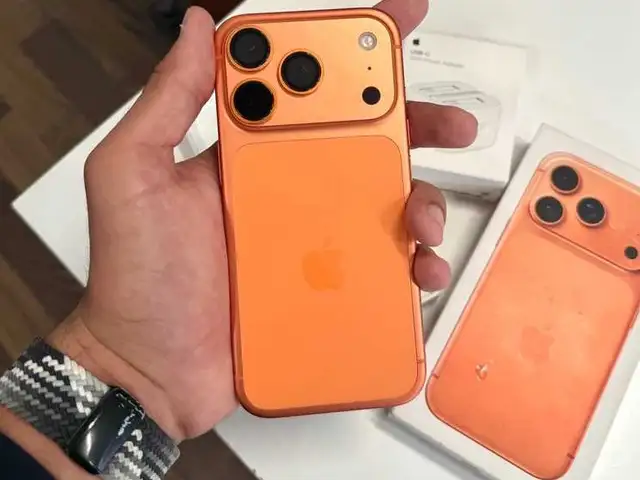 Apple iPhone 17 Pro, 256 gb, Cosmic Orange, Хуҷанд