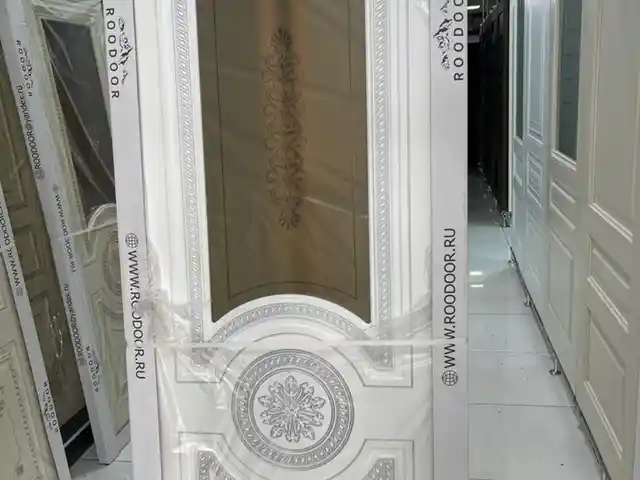 Дверь, Душанбе