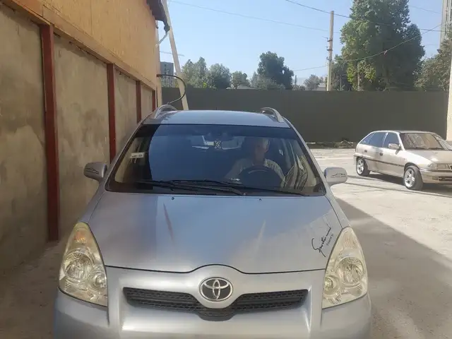 Toyota Corolla Verso