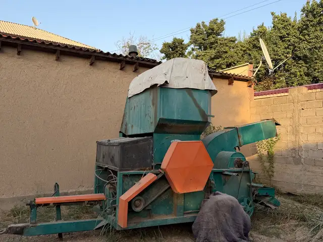 Комбайн, Душанбе