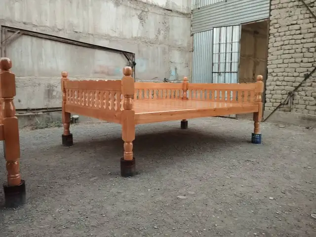 Тапчан, Душанбе