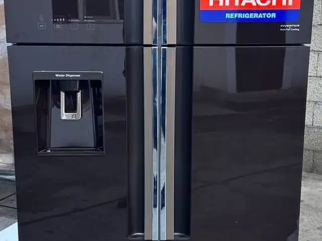 Холодильник Hitach 4 дверей, Душанбе