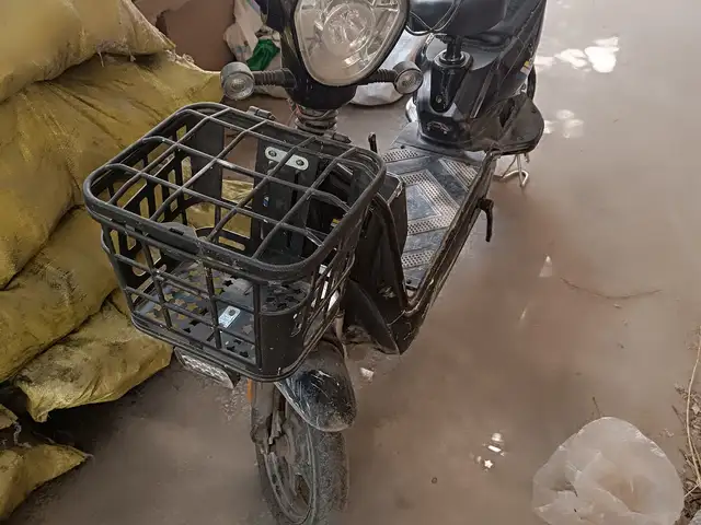 Скутер, Худжанд