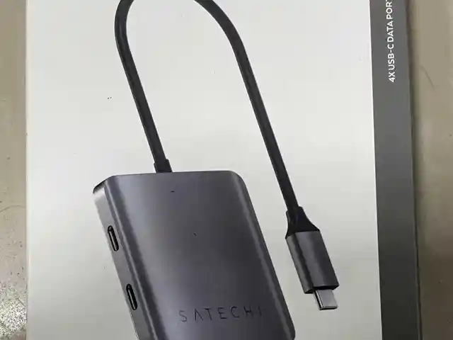 USB-C hub Satechi 4-потр usb-c, Душанбе