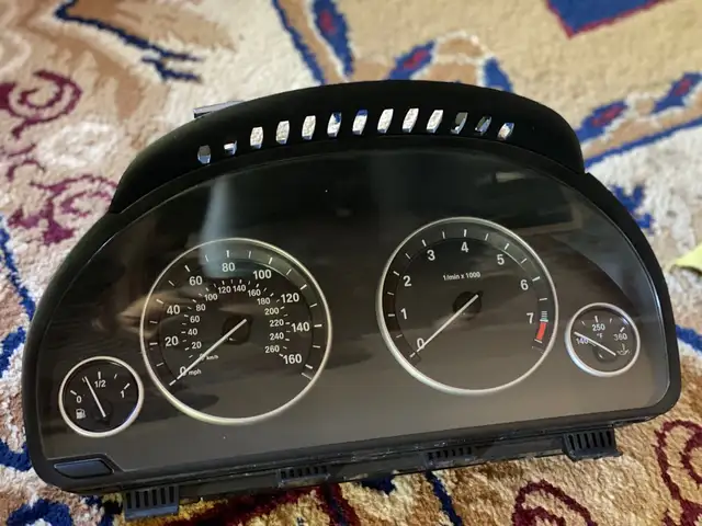 Панель прибор BMW F10, Душанбе