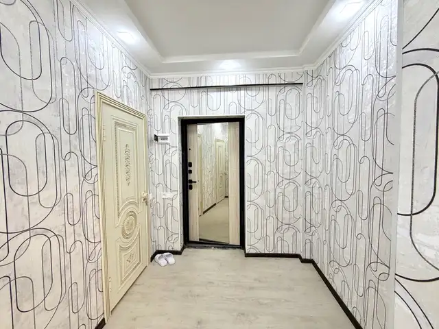 1-комн. квартира, Цокольный этаж, 35 м², 1 мкр, Турсунзаде