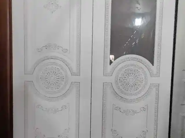 Дверь, Душанбе