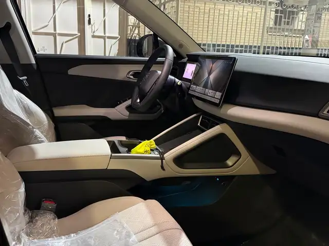 BYD Yuan Up, 2025, Худжанд - 7