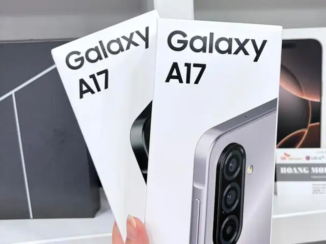 Samsung Galaxy A17 6/128Gb white, Душанбе