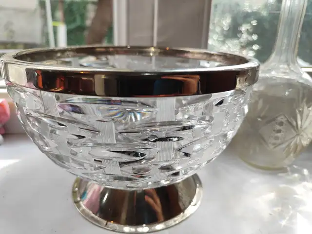 Хрустальная фруктовница, Душанбе