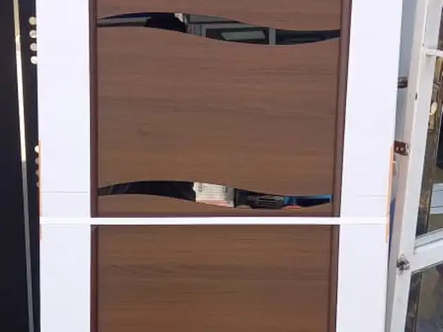Дверь, Душанбе