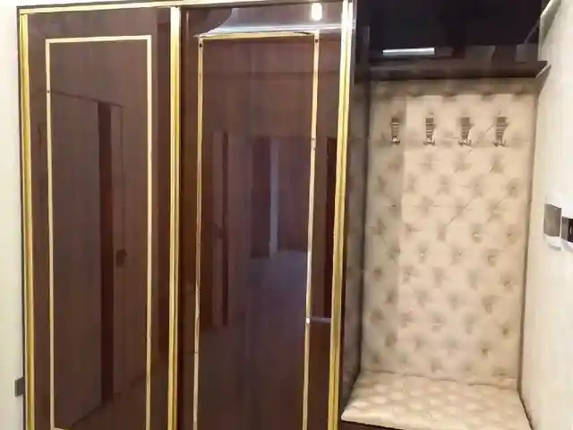 Шкаф для прихожей, Душанбе