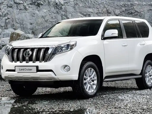 Пороги для Toyota Prado 150 2010 2020, Худжанд