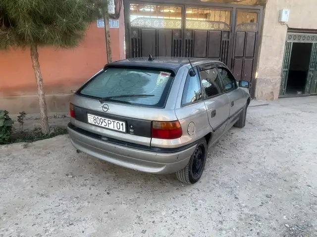 Opel Astra F