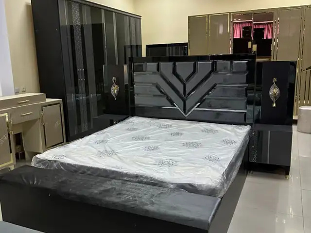 Спальный гарнитур, Турсунзаде