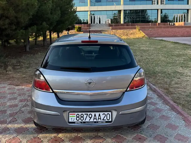 Opel Astra H