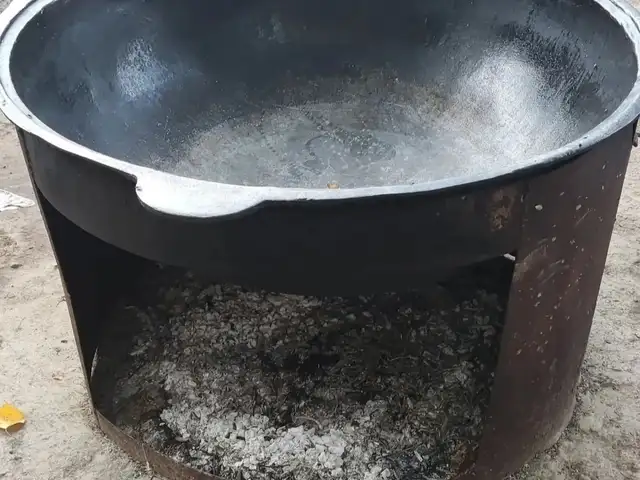 Самовар ва дег, Душанбе