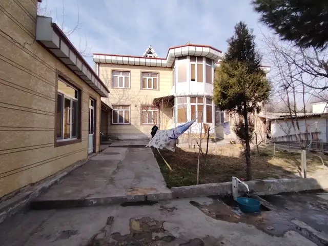 2 этажн. 8-комн. дом, 6 соток, вахдат, Гулистон (Кайраккум)
