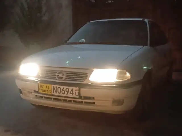 Opel Astra F