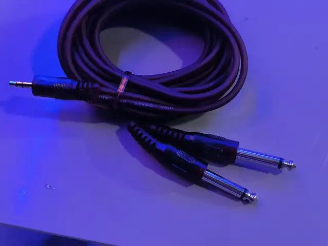 AUX Cabel, Хуҷанд
