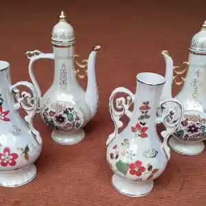 Комплект из кувшина и графина, Душанбе