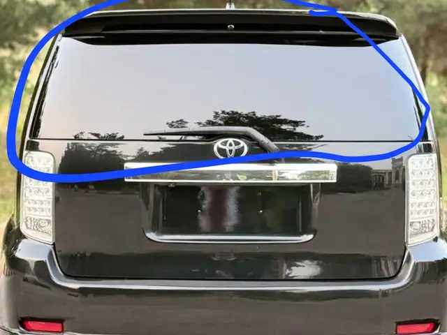 Заднее стекло от Toyota Rumion Тёмный, Душанбе