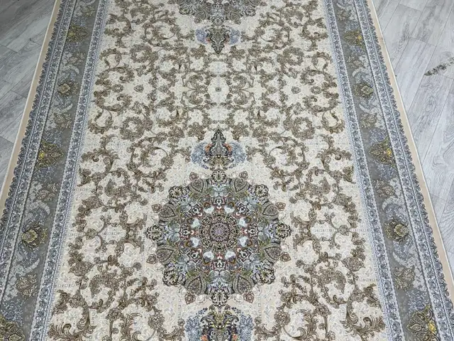Колин, Душанбе