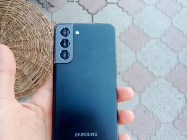 Samsung Galaxy s21, Канибадам