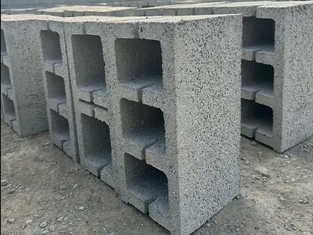 Цементный блок, Худжанд