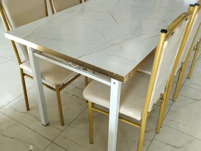 Стол и стулья, Душанбе