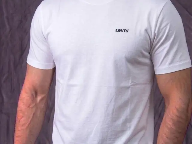 Футболка Levi's, Душанбе