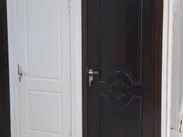 Дверь, Душанбе