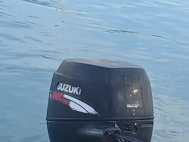 Лодочный мотор Suzuki DF30, Хуҷанд
