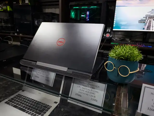 Игровой Ноутбук Dell G5-5587 Core I5-8GEN 8GB/128SS/1TB GTX 1050TI, Душанбе